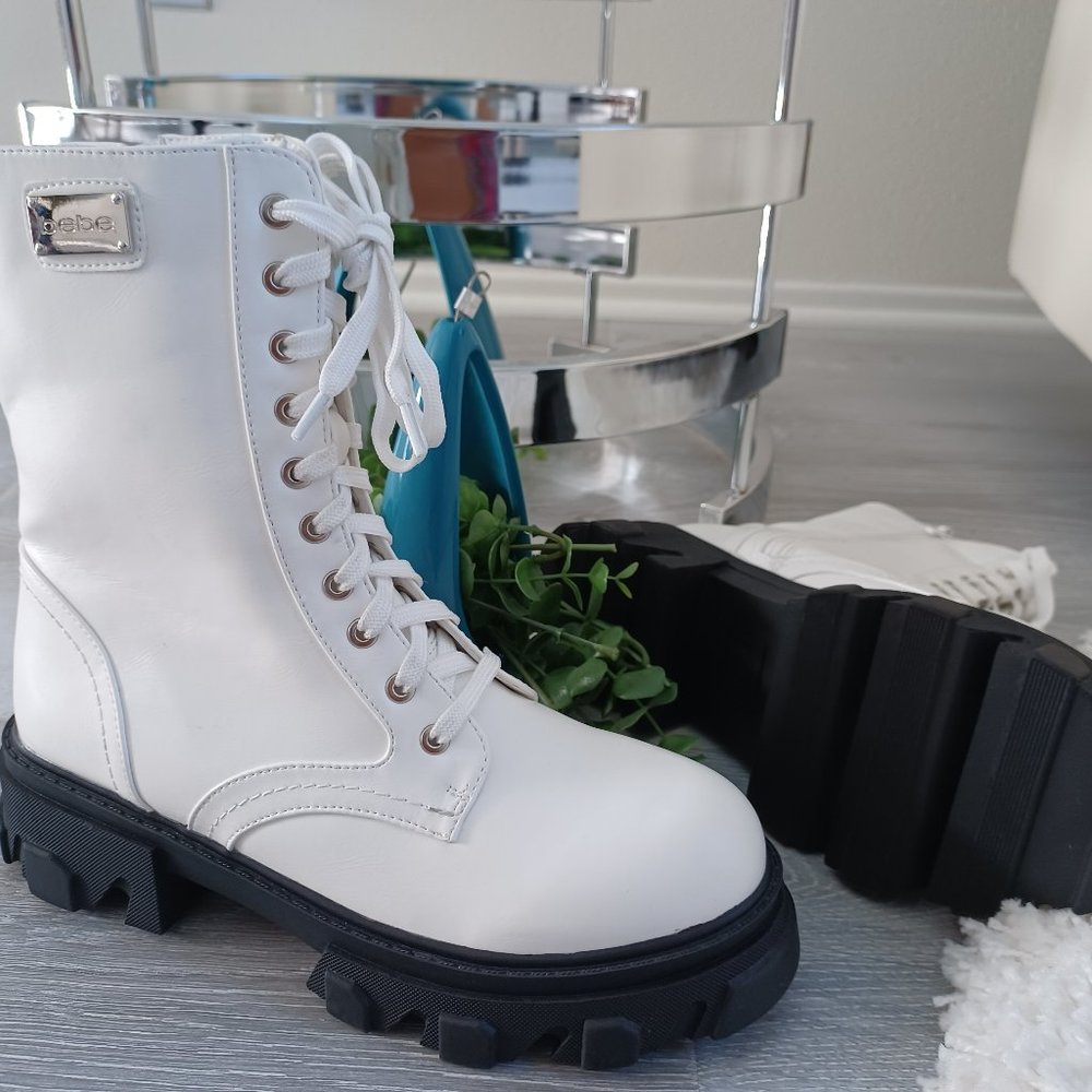 Womens BEBE Platform Combat Boots New 8-9.5- Whoo!